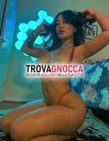 di passaggio genova jamira marocchina ti aspetta vagina calda e eccitatissima regina dei pompini e bocca fuoco È paziente e offre tutti tipi massaggi esperienza indimenticabile