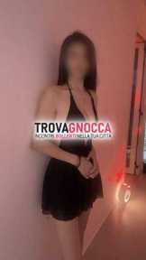 💋💋ragazza orientale 23 ani arrivata bellissima ragazza mia lingua ti faro impazzire mia vagina 💋