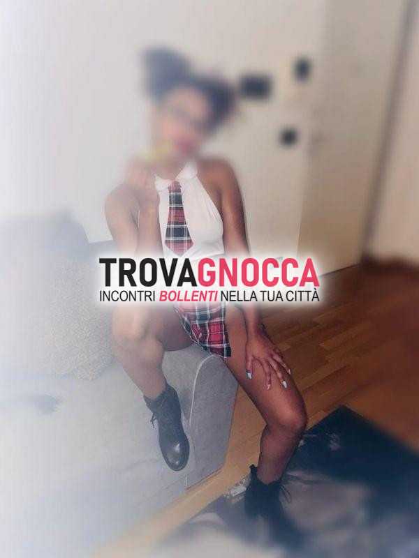 a rivabella📍morena 19 anny💞 cubana estremamente ardente e passionale👄 sono pronta realizzare tutti tuoi desideri💋💚❤