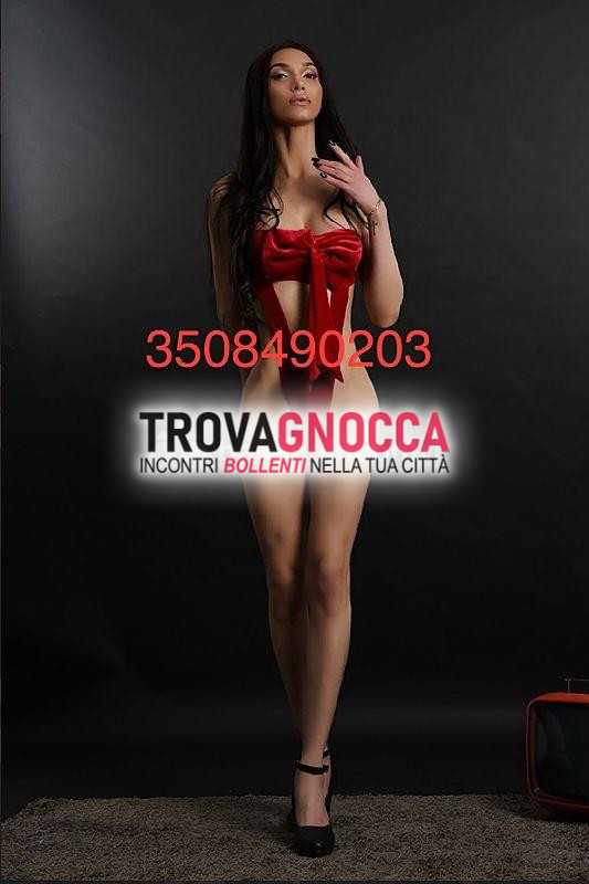 nuova transessuale 22cm foto e video reali veramente completa un’affascinante bambola scoprire