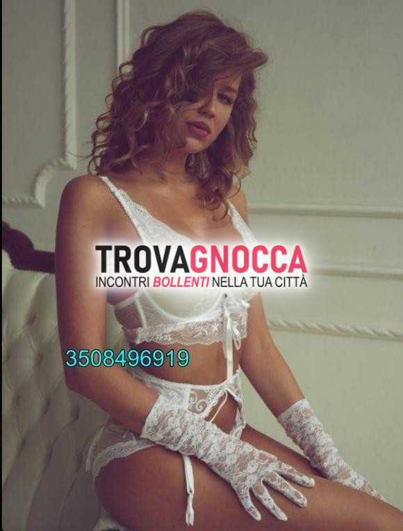 lugo-maya fantastica donna giovane elegante ed incantevole.