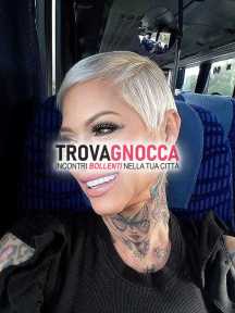 explosiva milf bella calda insaciable regina pompino