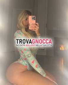 ๐via sampolo๐๐ breve soggiorno cittร vi attende splendida massaggiatrice ๐ estremamente sensuale tenera e ottimo senso dell'umorismo ๐๐ vi presento meravigliosa roxxi ๐via sampolo๐๐ breve soggiorno cittร vi attende splendida massaggiatrice ๐ estremamente sensuale tenera e ottimo senso dell'umorismo ๐๐ vi presento meravigliosa roxxi