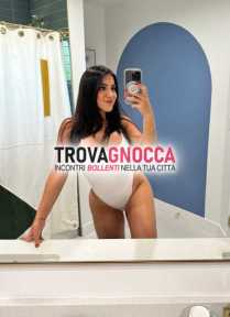ciao vivo qui ❤como❤. ho culo grosso😍🍑 ciao vivo qui ❤como❤. ho culo grosso😍🍑