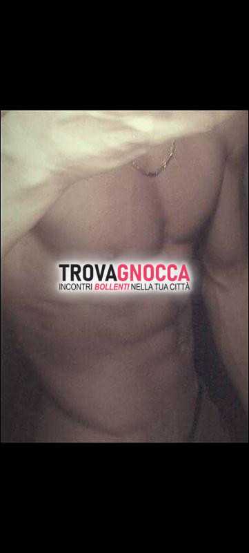 giovane affascinante ordinato e discreto disposizione coppia
