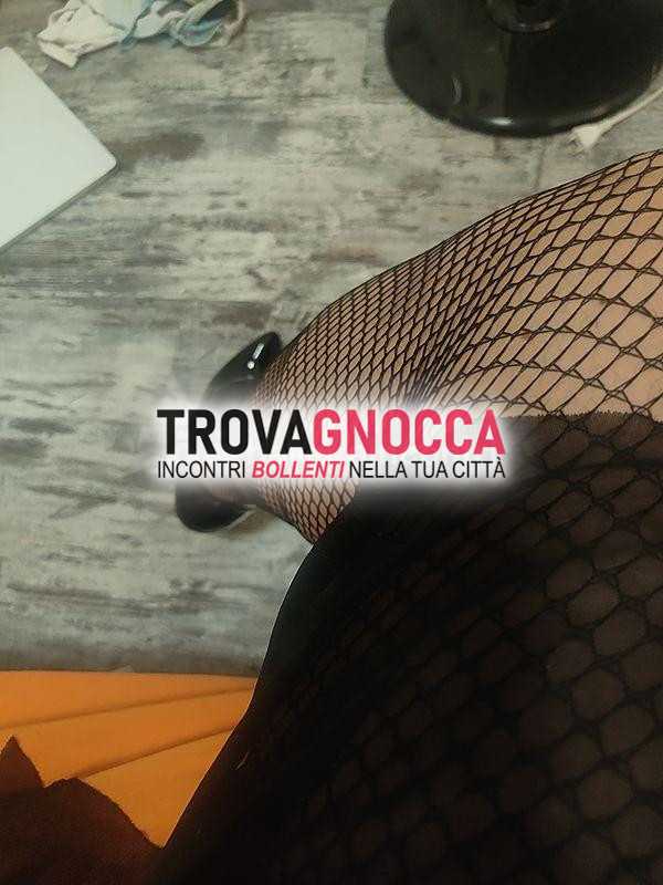 sono trav passiva e molto troia.