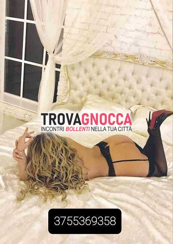 🇮🇹 oserva camilluccia sexy donna matura regina dei pompini cerco signore e coppie italiane sensuali massaggi tantra. mistress disponibile strapon
