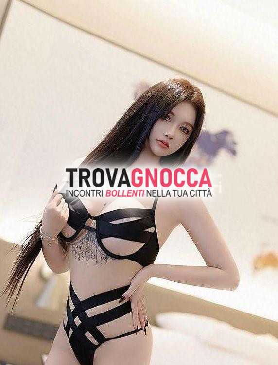assoluta new entry - massaggiatrice orientale davvero affascinante tenera e delicata sinceramente appassionata nell'offrire massaggio sensuale e stimolante. me