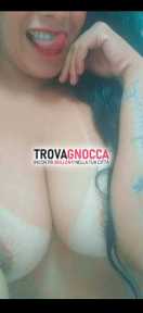 appena giunta città ti invito godere bomba sexy vivo ancor più affascinante mie foto sono autentiche e offro un'esperienza calda sensuale e raffinata. ti aspetto via giovanni giolitti roma.