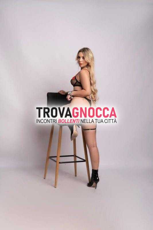 novità imperdibili zona larissa 🤤😍 foto autentica garantita al 100🤩💋.