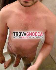 affascinante singolo dotato cerca ora mezzanotte🌌 donna o coppia etero anche persone mature pronte divertirsi serenità e passione. 🍆🌬️