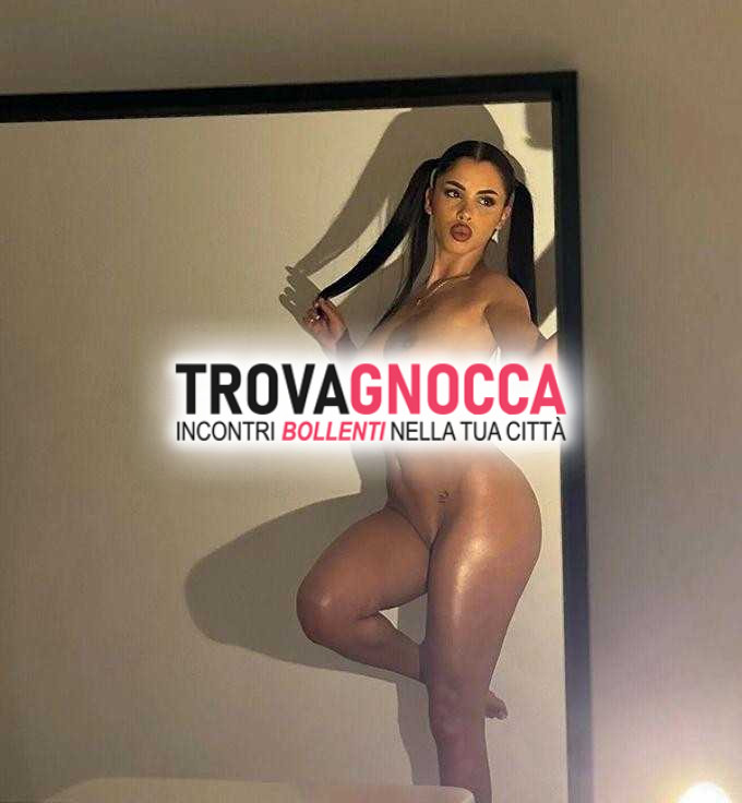 porca e vogliosa sono molto passionale e ti attendo incontro meraviglioso casa mia