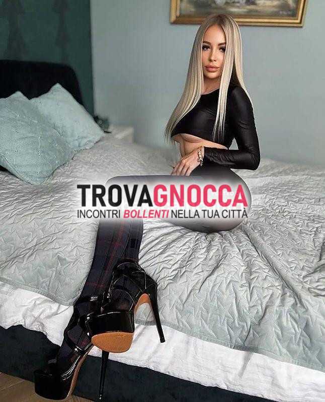 scopri novitÀ studentessa te. foto reali e appassionanti