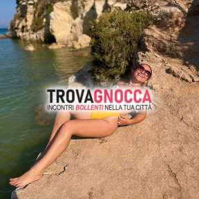 eccezionale bionda 22 anni italiana e porcellina pronta deliziarti lato b irresistibile. disponibile incontri piccanti o videochiamata hard che non dimenticherai. 💋🐷