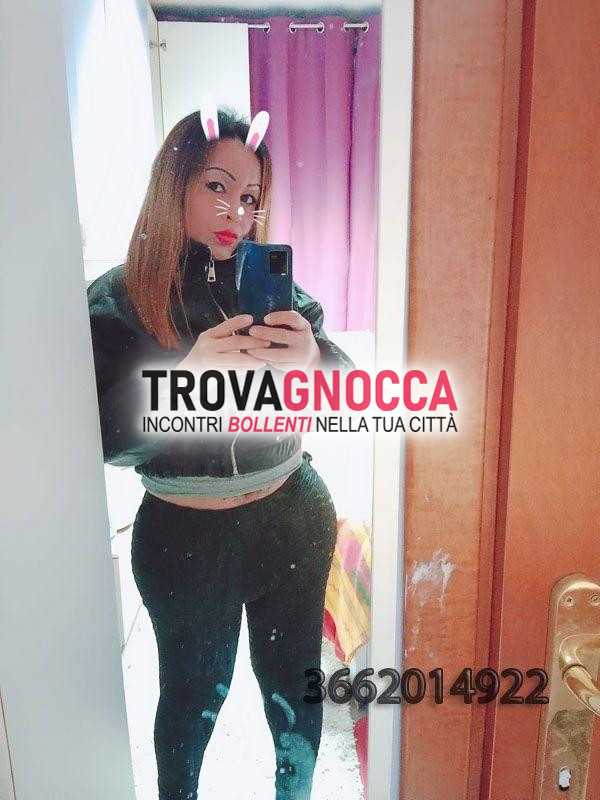 strozzacapponi 🎀🎀 nicol È transessuale sia attiva che passiva 🎀🎀