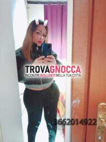 strozzacapponi 🎀🎀 nicol È transessuale sia attiva che passiva 🎀🎀