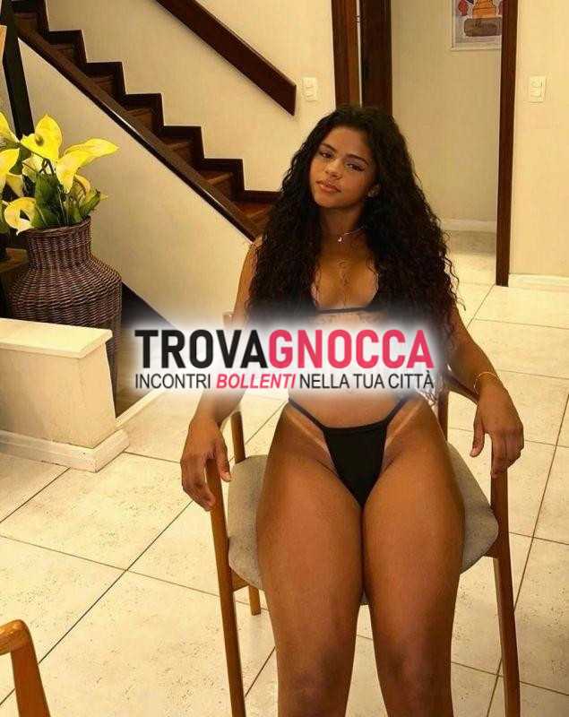 a rapallo💕 sensuale e disponibile. fresca giornata adoro ciucciare e lasciarmi leccare specialmente appassionato 69. dedicarmi al piacere