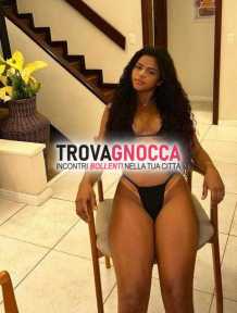 a rapallo💕 sensuale e disponibile. fresca giornata adoro ciucciare e lasciarmi leccare specialmente appassionato 69. dedicarmi al piacere