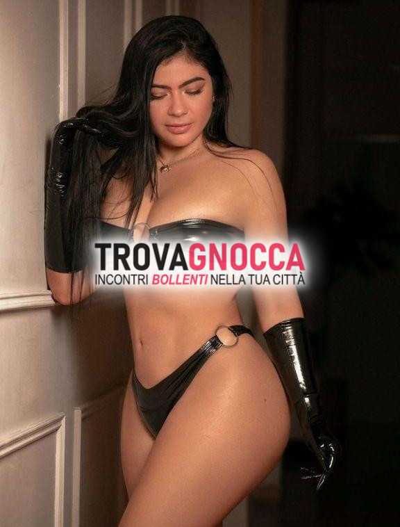 ❤bari centro💖prima volta un'esperienza unica. sara giovane appassionata sesso 360. 69 gola profonda e piacere infinito nuovo arrivo solo te amore 100 foto reali