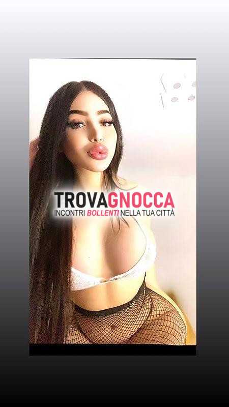🇮🇹martina top transessa italiana È porca e vera troia ❄️ 🔥. ❤️