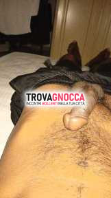 ricevo casa mia coppie e donne desiderose vivere esperienze sesso e trasgressione emozionanti.