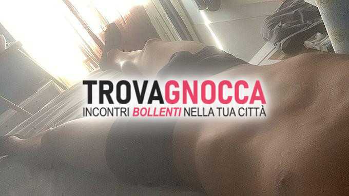 ragazzo disponibile coppie e donne leggi attentamente qui sotto ⬇️