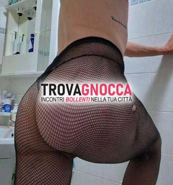 da poco zona qui ti aspetto delle foto. ospito e faccio tutto gratis chiama o scrivi whatsapp organizzare incontro indimenticabile