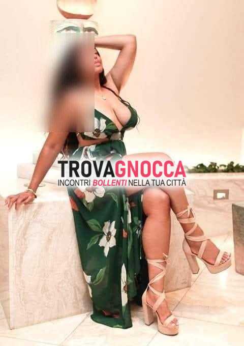 donna al fuori comune 
con forme rotonde e suntuose non volgari ma morbide 
ti attendo dalle 800 alle 1700 lunedì al sabato.