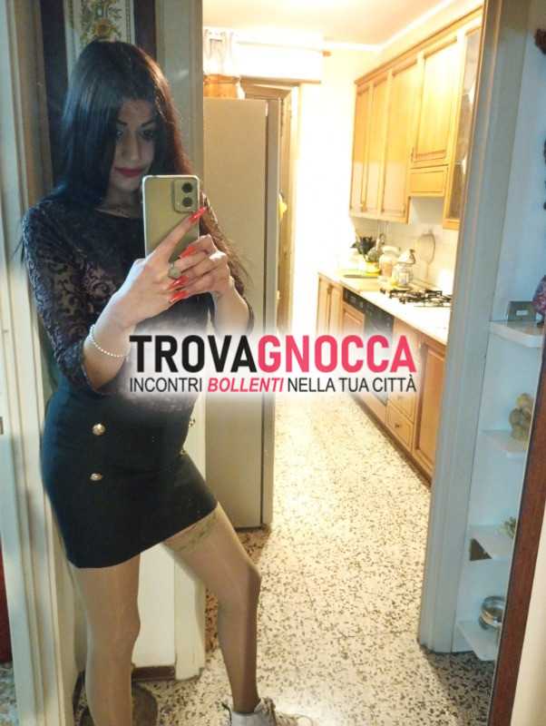 bellissima massaggiatrice libera ricevo zona globo