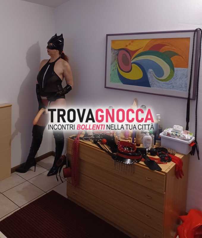sesto mistress professionista strapon scat pioggia .