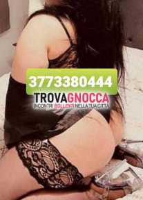 💖💖💖 splendida milf italiana dalle linee generose 💖💖💖 completamente naturale 💖💖