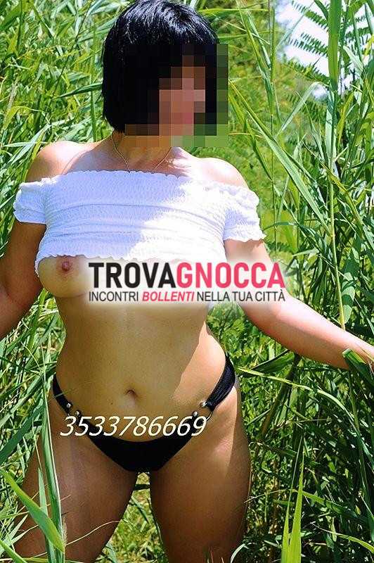 ciao tutti sono emma se desiderate un'esperienza autentica sono quella che fa voi contattami e non ve ne pentirete