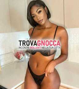 💞💞👉caldissima pompinara senza limiti💕 tua disposizione 24h❣per farti godere.🍒baci 69.lecami scooami lato b.
