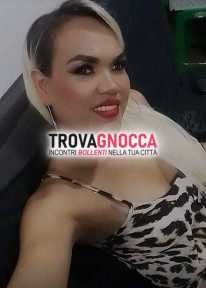 bella transessuale bionda appena arrivata milano