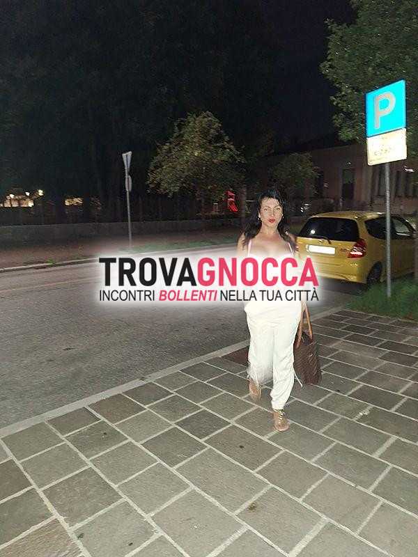 🔥 nuova citta'🔥❗molto sensuale e seducente corpo pieno e fondo sodo e bello figura tutta rasata pronta deliziarvi sesso orale e '69'. preparati bocca calda che ti lascierÀ senza parole non perdere l'occasione scoprire mio lato b 👅👅👄👄