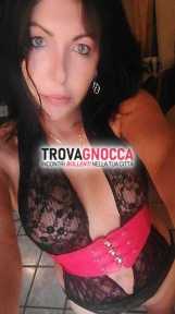 splendida donna corpo urlo alta 178 cm pronta regalarti momenti puro piacere