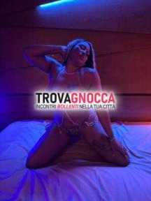 🔥🔥incantevole curvy latina foto 💯 autentica 👸🏻 appassionata dei giochi orali naturali lato b urlo preliminari lunghi e sensuali