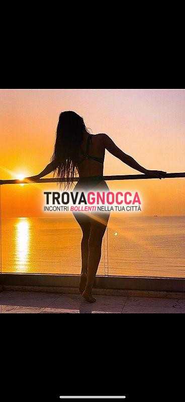 🔥morena🔥 italiana focosa e sensualità disarmante tocco simpatia irresistibile birichina 😈 e giocosa allo stesso modo 🤗🤗