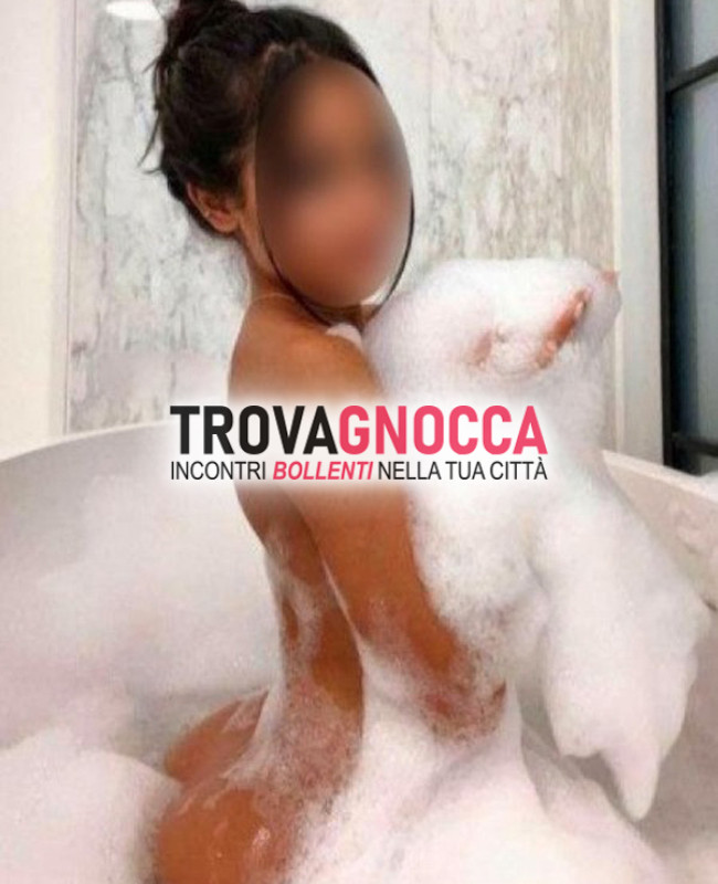 novità prima volta ragazza 5 stelle⭐⭐ affascinante e sexy bambolina amante dei preliminari al naturale