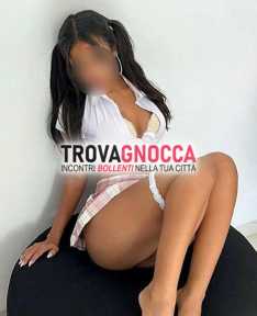 novità prima volta ragazza 5 stelle⭐⭐ affascinante e sexy bambolina amante dei preliminari al naturale