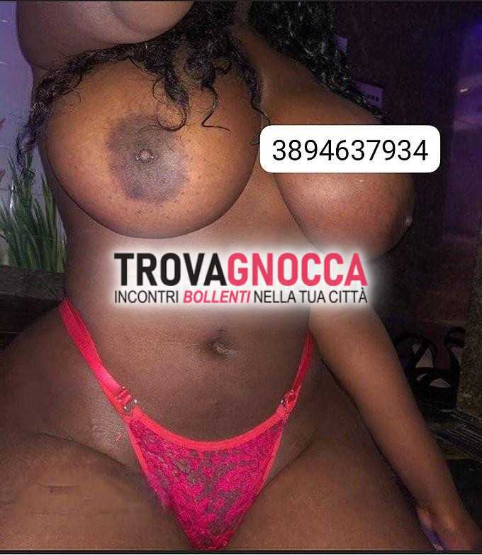 nuova fantasia arrivata 💣 senza limiti sborrada incredibile tetta caldissima e sega eccitante piedi🔥💣 assolutamente unica ogni senso 😜 chiamami