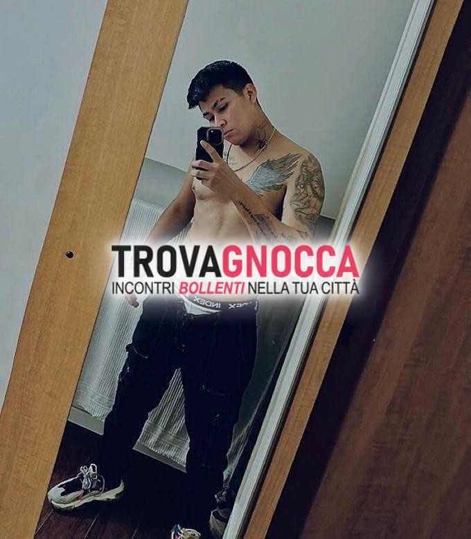 da poco cittÀ kael appassionante ragazzo latino