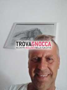 bellissimo uomo ricco cerca ragazza bella