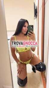 🌹💙allessia 💙🌹 appena sbarcata 💎👑 mora incantevole 💎💎👑 seducente👑 magnifica assolutamente sensuale. vera delizia scoprire e assaporare