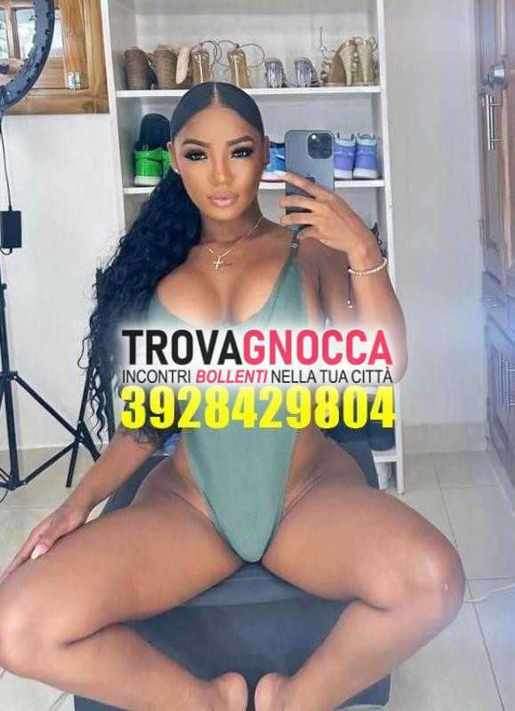 bari via picca cristina 💕 È porcellina incandescente bomba passione che ti regalerÀ vagina calda🔥. preparati piccante tentazione 💕 un'esperienza esplosiva e eccitatissima maliziosamente pecaminosa