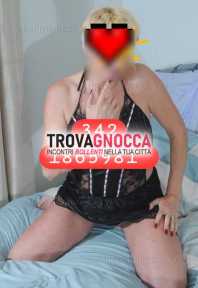 monica bella e sexy monica bella e sexy