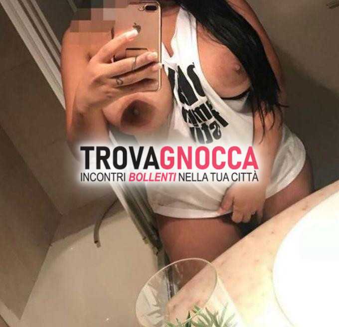 💕💕💕un'esperta massaggiatrice fascinosa e raffinata fisico che evidenzia sensualitÀ visibile nelle foto💕💕