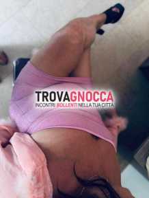 casarano💞 marta🔥salentina milf matura calda e dolce. passionale e paziente È disponibile fino alle venti.