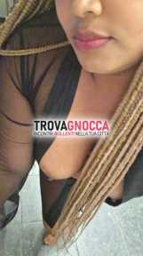 appena arrivata roma bellissima 27enne latina corpo mozzafiato bocca golosa. davvero top foto 100 reali