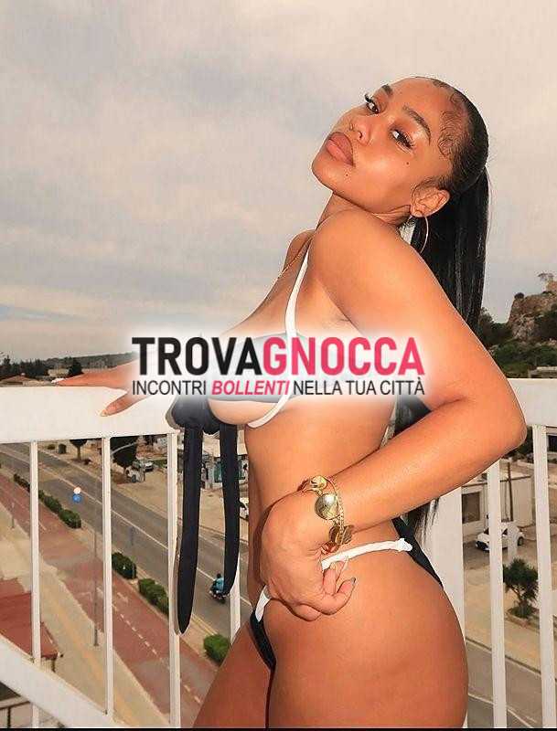 scopri novita' 💖 lorena 💖 bellezza sensuale e sexy È mia prima volta che ti accogliero'. È veramente brava letto non puoi fartelo sfuggire vieni prendermi sono meglio 💖💚